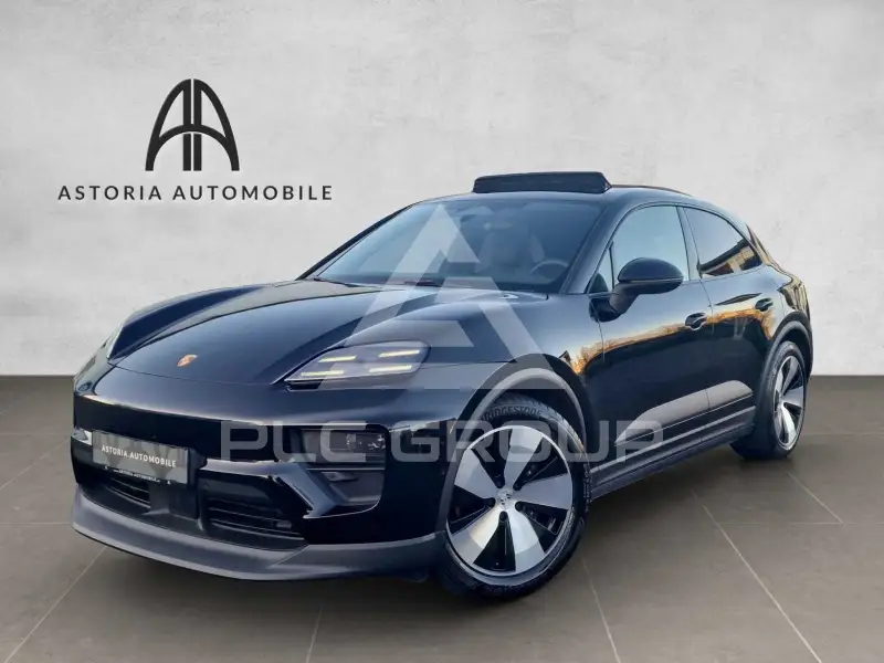 2025 Porsche MACAN