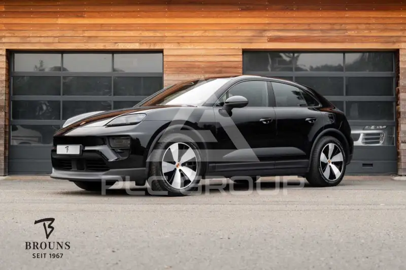 2025 Porsche MACAN
