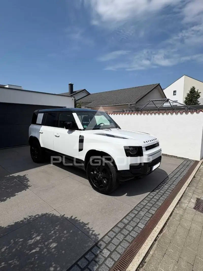 2025 Land Rover DEFENDER