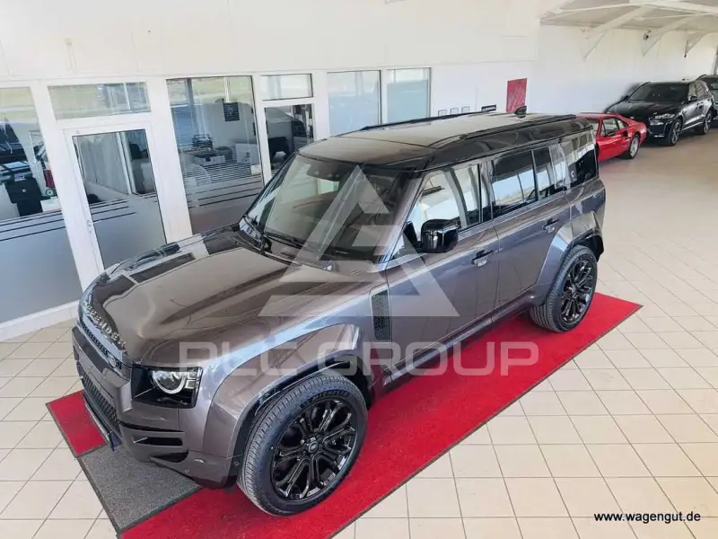 2025 Land Rover DEFENDER