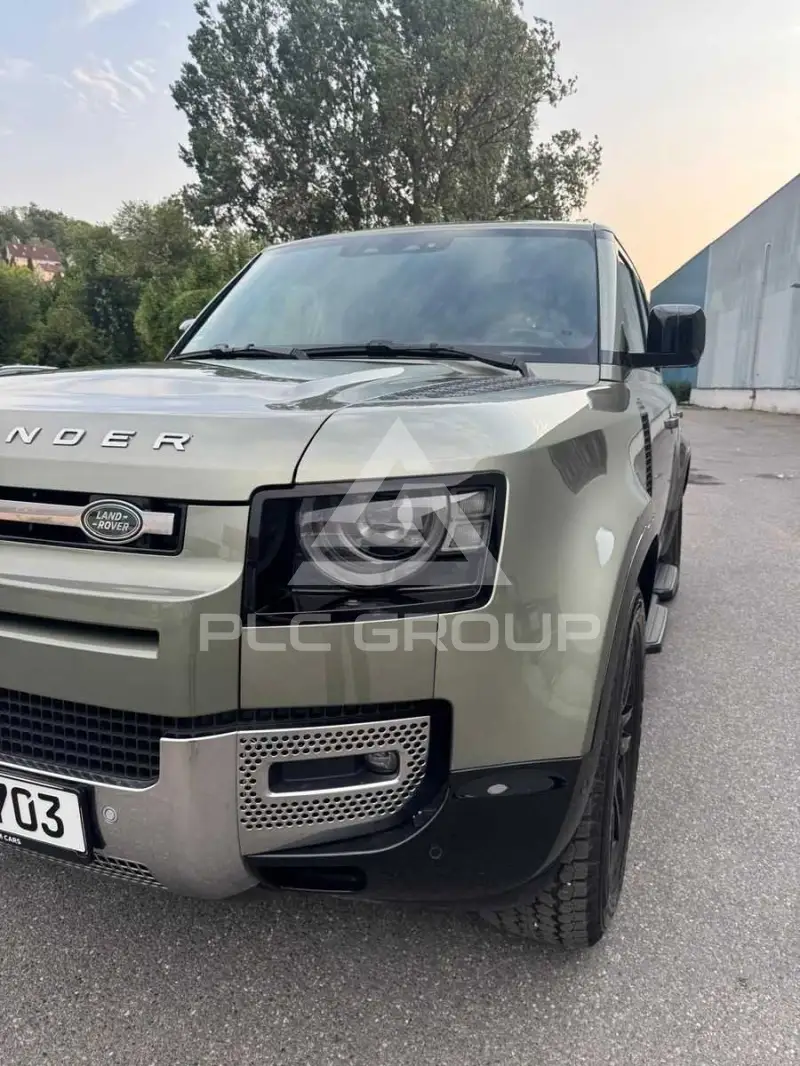 2025 Land Rover DEFENDER