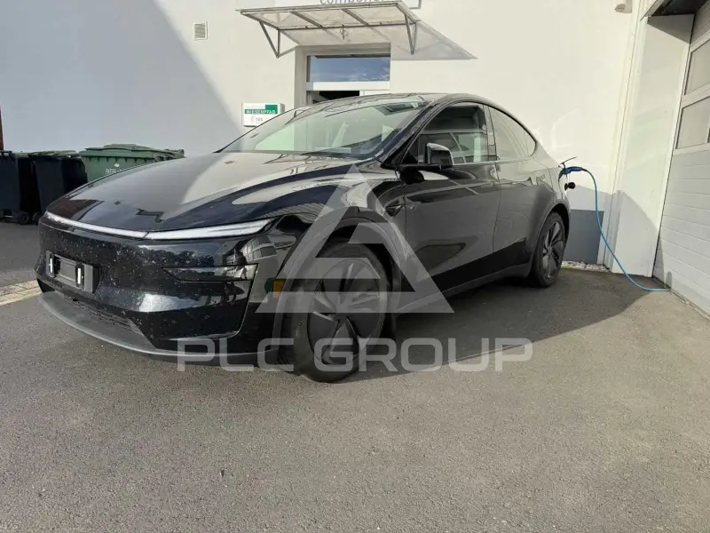 2025 Tesla Model Y