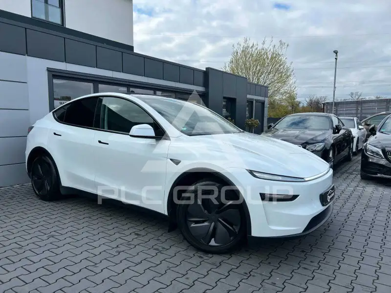 2025 Tesla Model Y