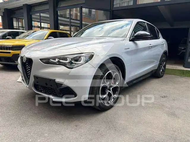 2025 Alfa Romeo Stelvio