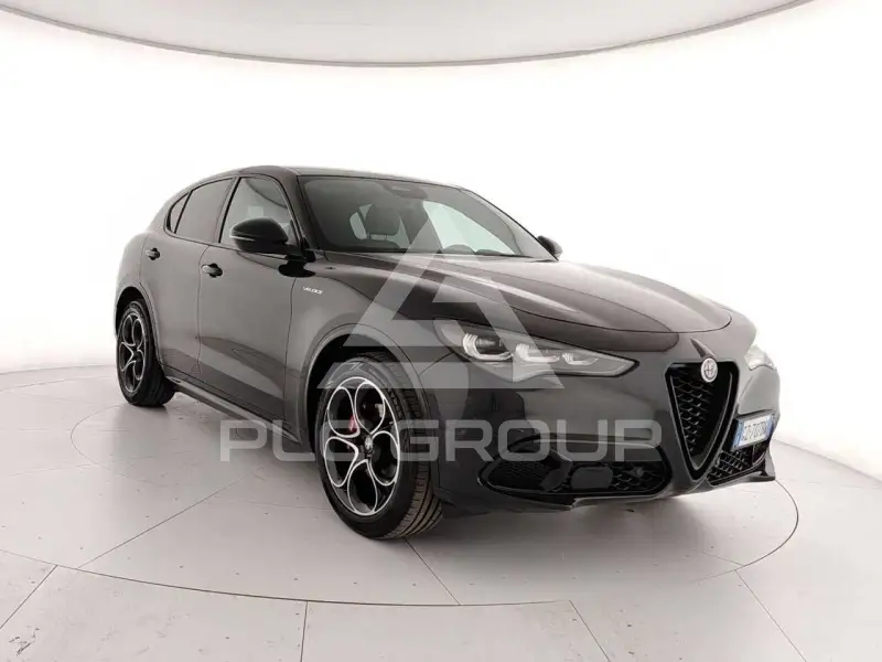 2025 Alfa Romeo Stelvio