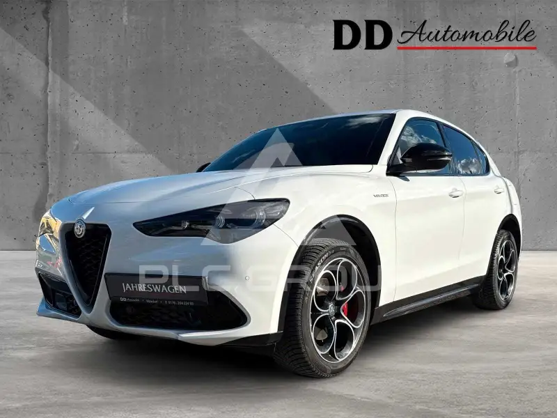 2025 Alfa Romeo Stelvio