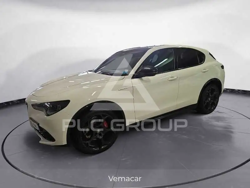 2025 Alfa Romeo Stelvio