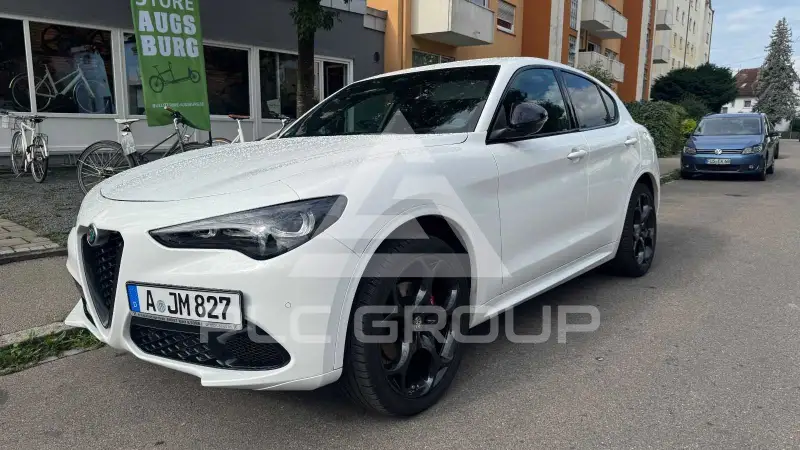 2025 Alfa Romeo Stelvio
