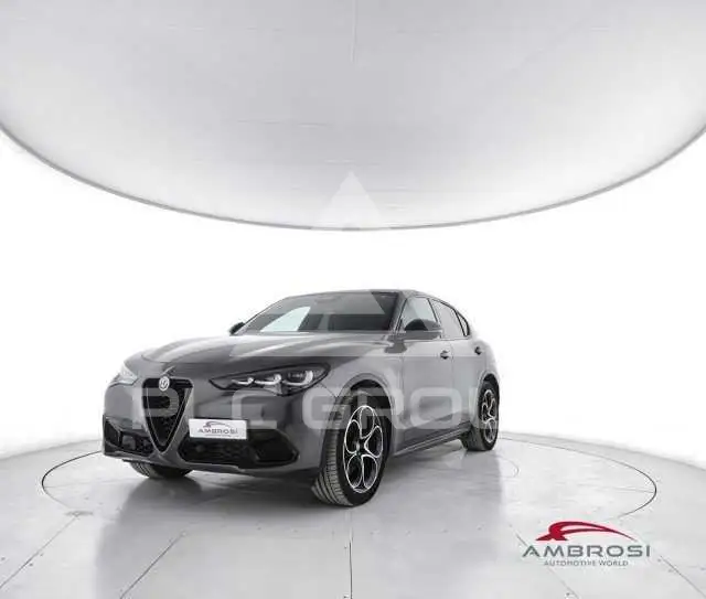 2025 Alfa Romeo Stelvio