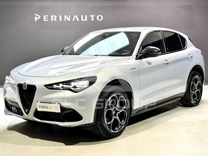 2025 Alfa Romeo Stelvio