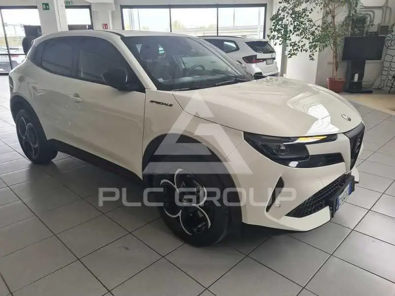 2025 Alfa Romeo Other