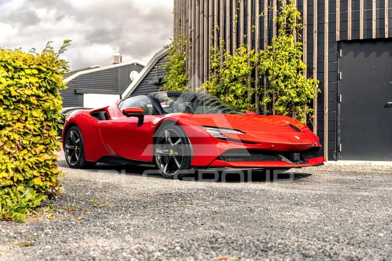 2025 Ferrari SF90
