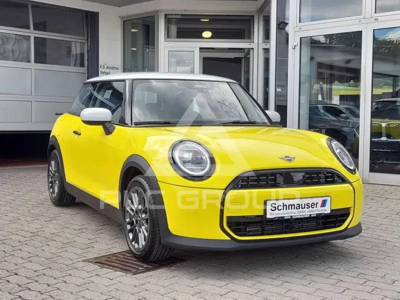 2025 Mini COOPER