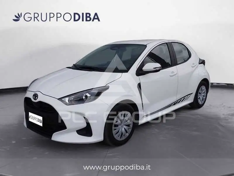 2025 Toyota YARIS