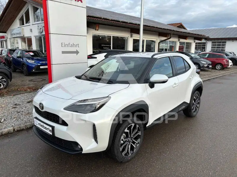 2025 Toyota YARIS