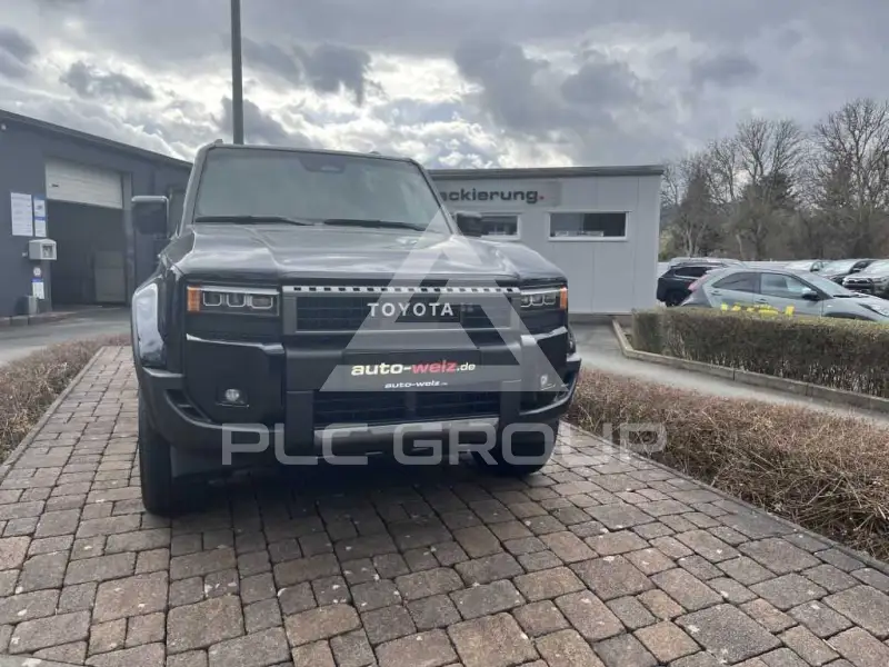 2025 Toyota LAND CRUISER