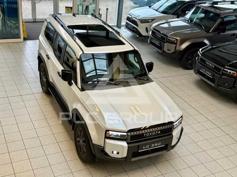 2025 Toyota LAND CRUISER