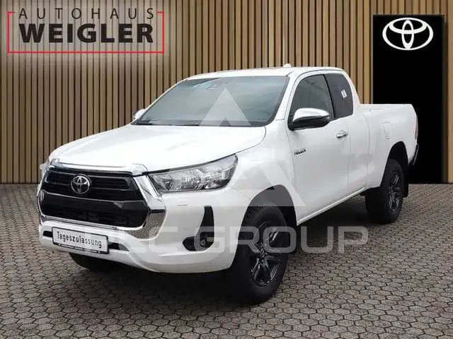 2025 Toyota Hilux