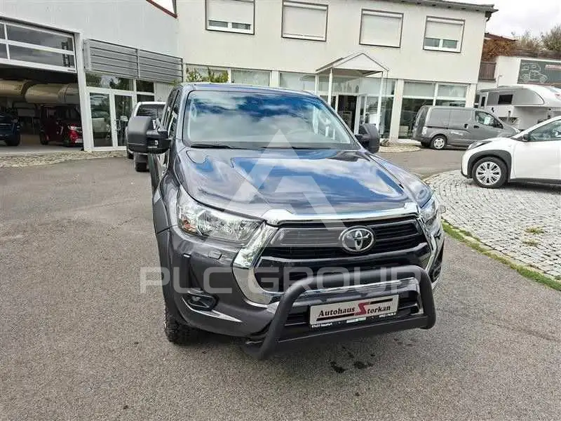 2025 Toyota Hilux