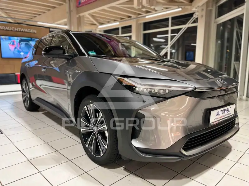 2025 Toyota bZ4X