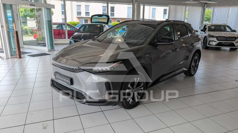 2025 Toyota bZ4X