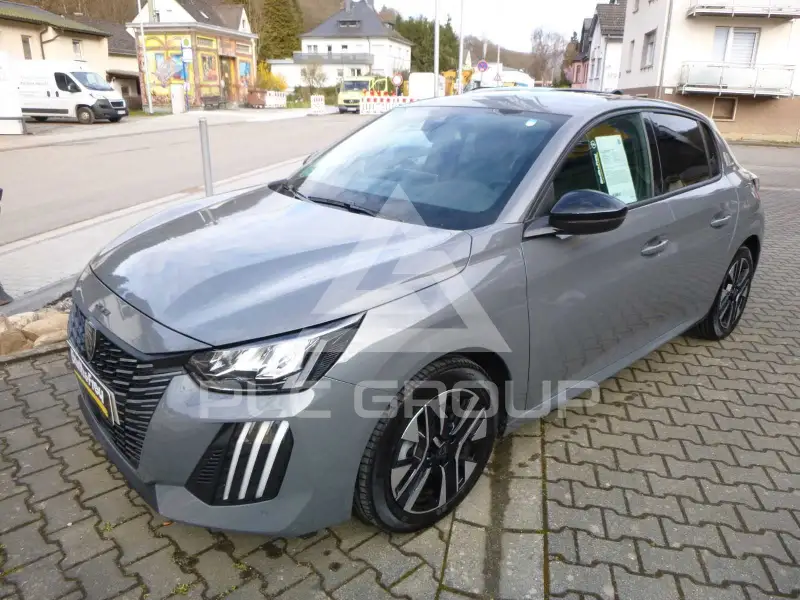 2025 Peugeot 208
