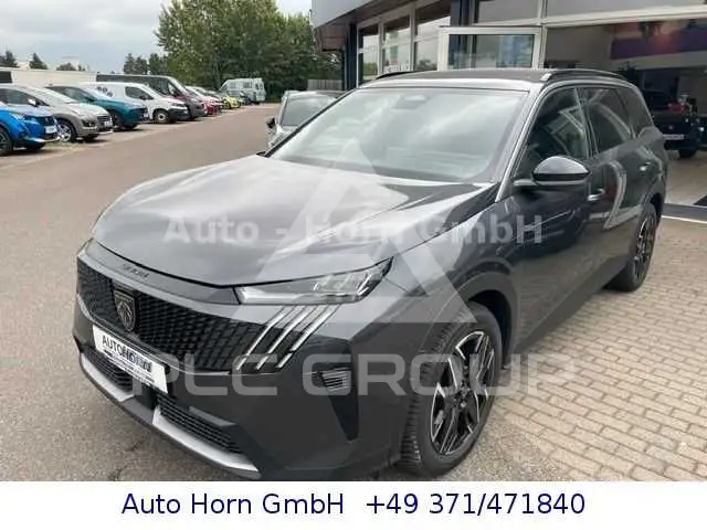 2025 Peugeot 5008
