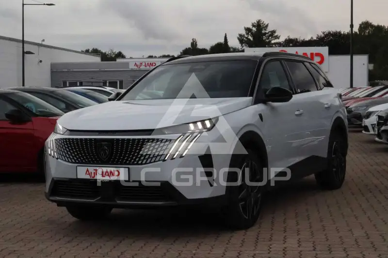 2025 Peugeot 5008