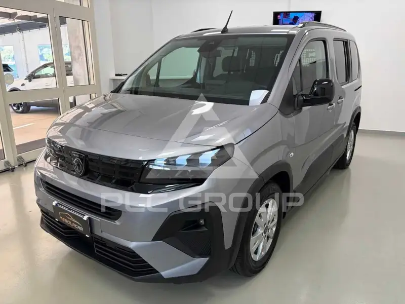 2025 Peugeot Rifter
