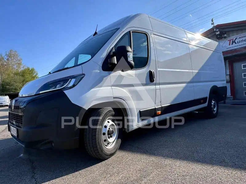 2025 Peugeot Boxer