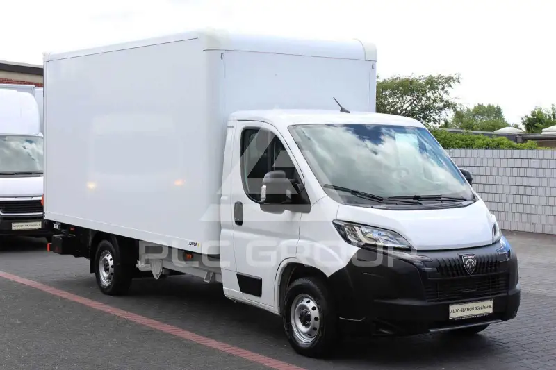 2025 Peugeot Boxer