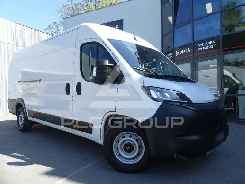 2025 Peugeot Boxer