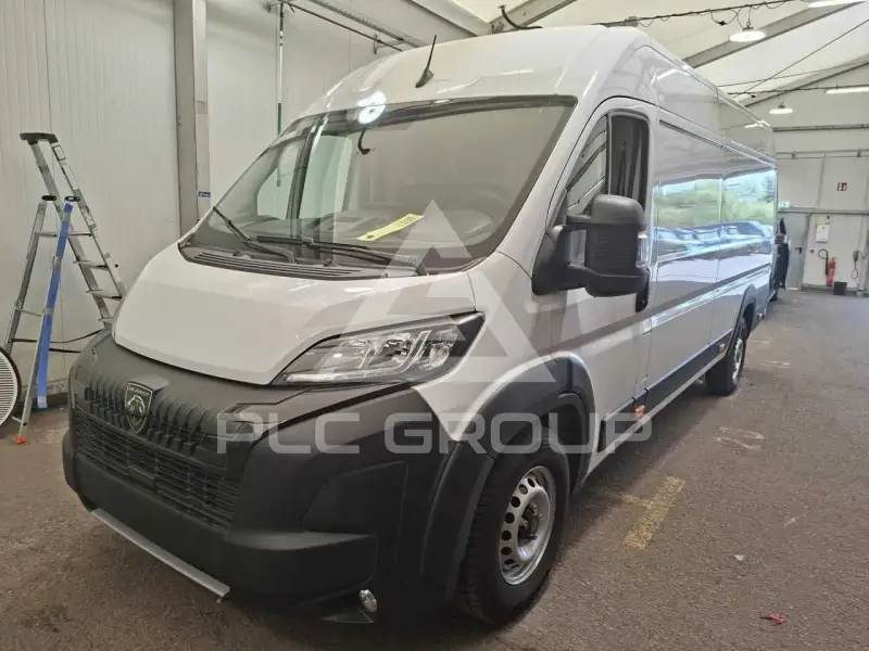 2025 Peugeot Boxer