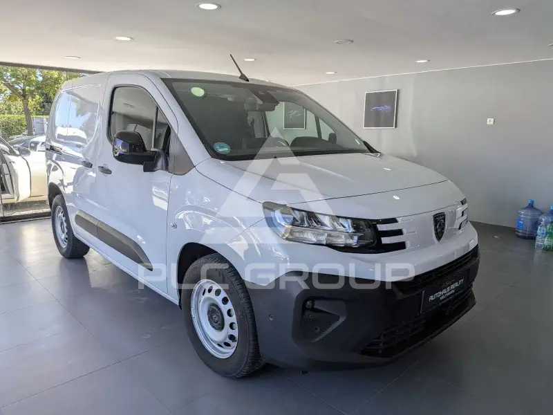 2025 Peugeot Partner