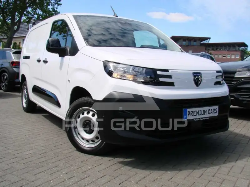 2025 Peugeot Partner