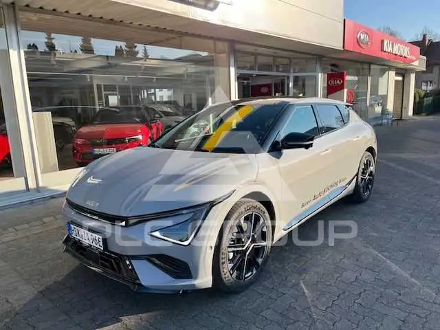 2025 KIA EV