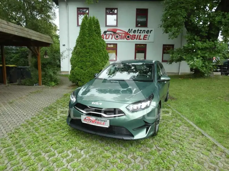 2025 KIA Ceed