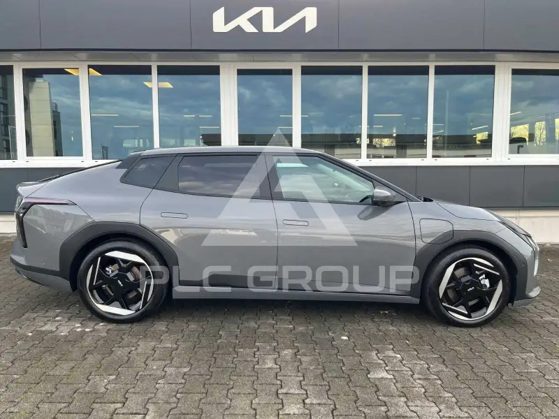 2025 KIA EV