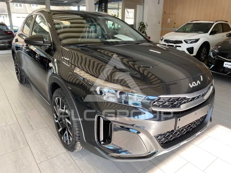 2025 KIA XCEED