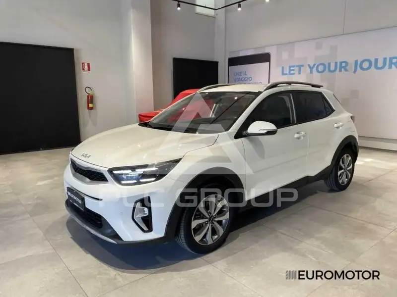 2025 KIA Stonic