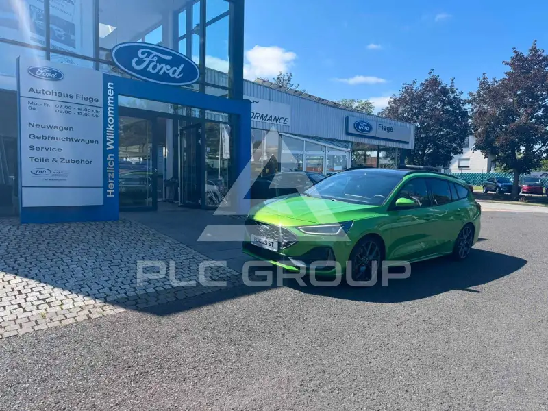 2025 Ford FOCUS