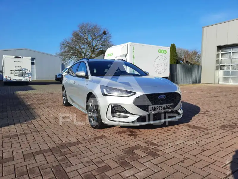 2025 Ford FOCUS