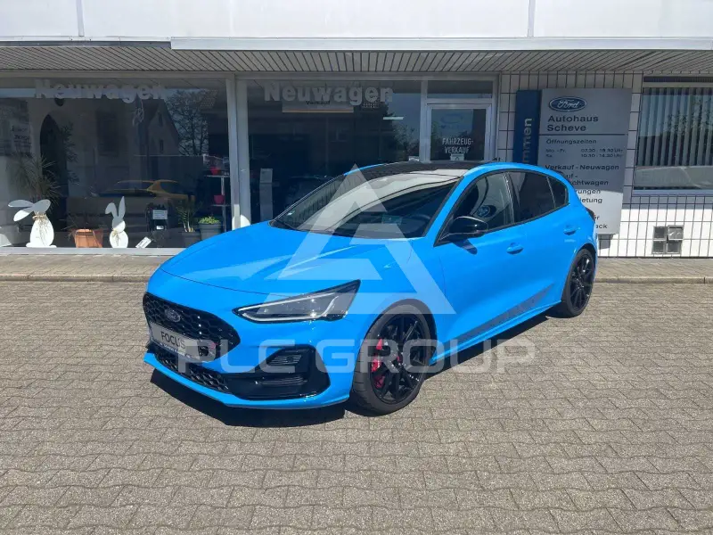2025 Ford FOCUS