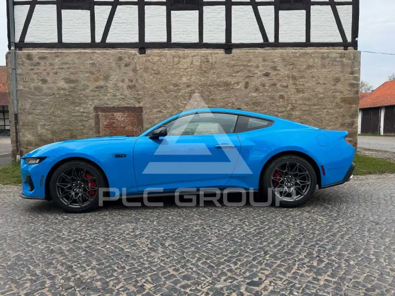 2025 Ford MUSTANG