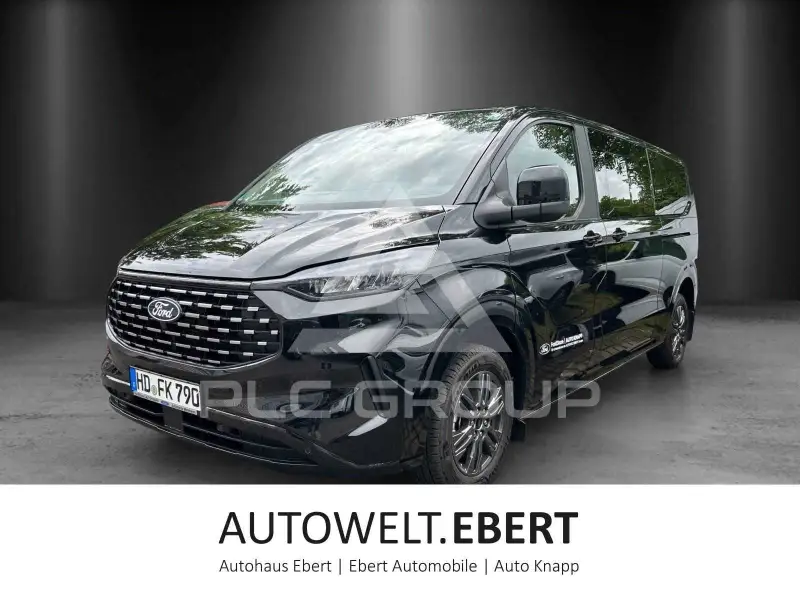 2025 Ford Tourneo