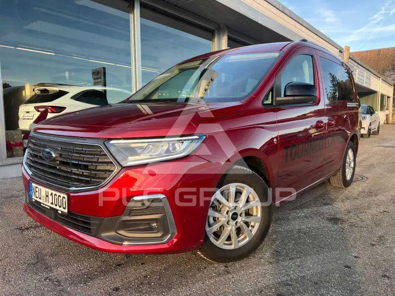 2025 Ford Tourneo