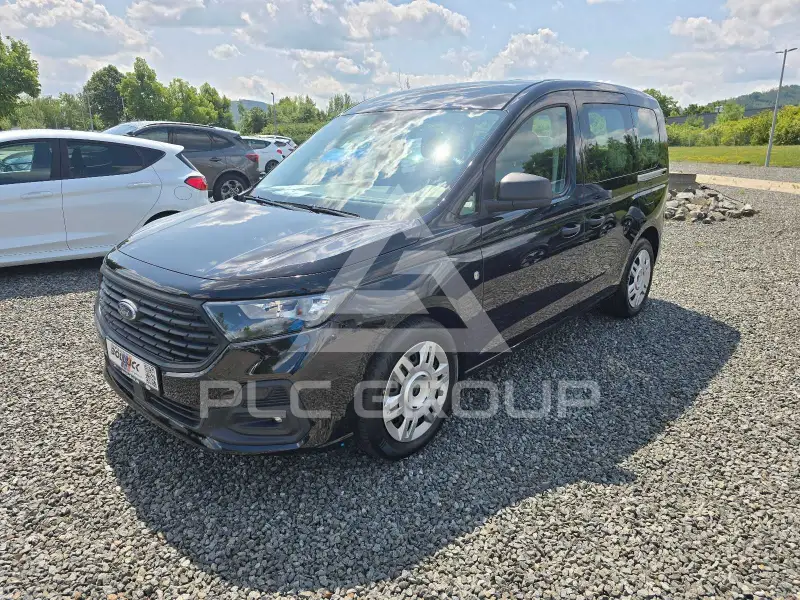 2025 Ford Tourneo