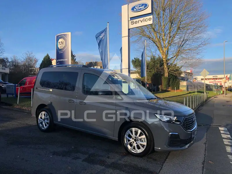 2025 Ford Tourneo