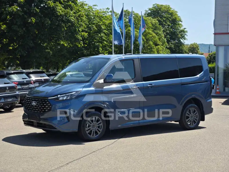 2025 Ford Tourneo