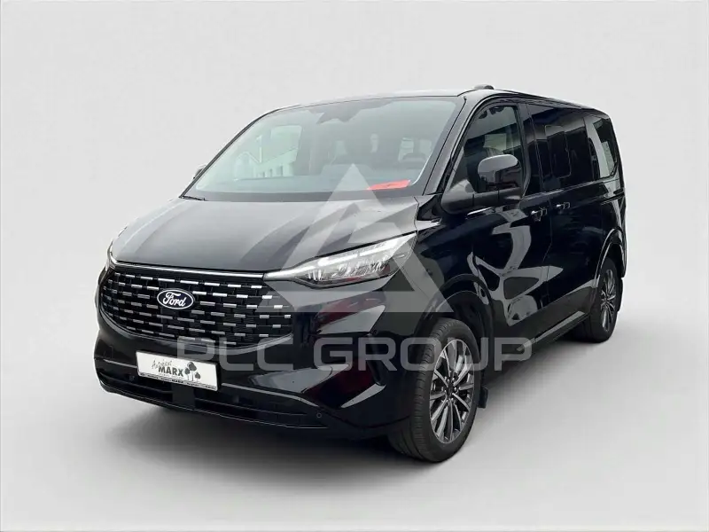 2025 Ford Tourneo